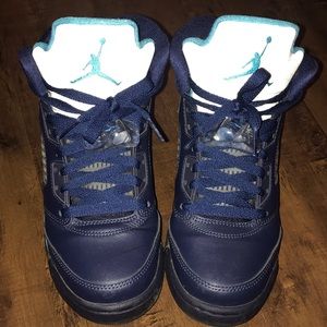 Jordan 5s size 6y sneakers